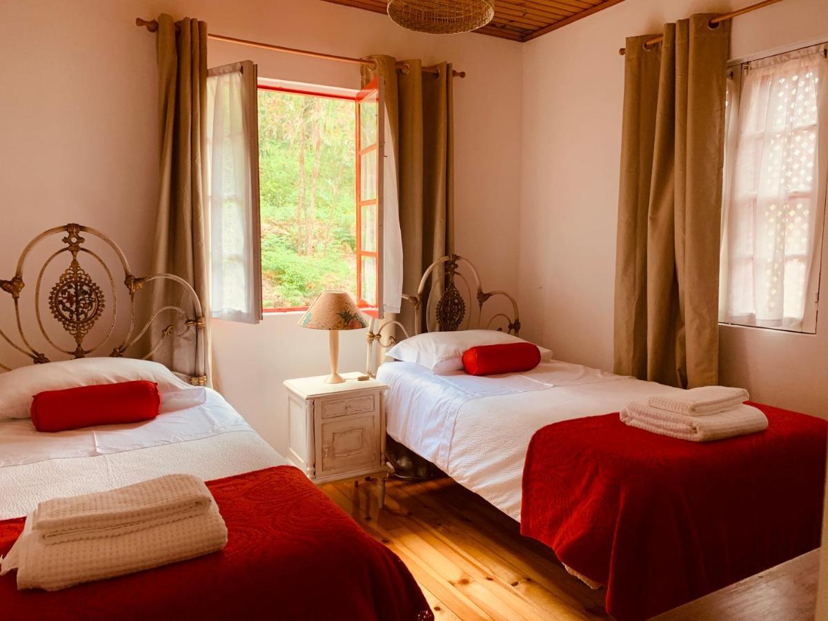 Vila Aurora Parada de Gatim Εξωτερικό φωτογραφία